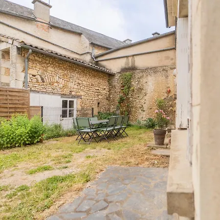 Le Clos Des Amis